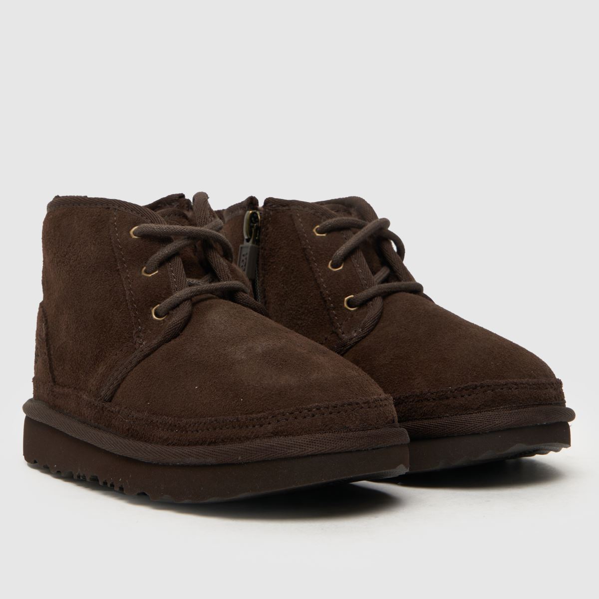 UGG dusted cocoa neumell ii pojkar små stövlar