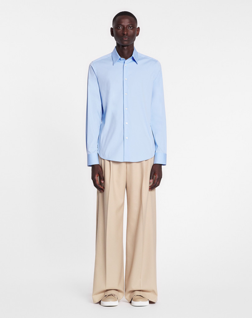 CHEMISE COUPE SLIM AVEC BOUTONS APPARENTS