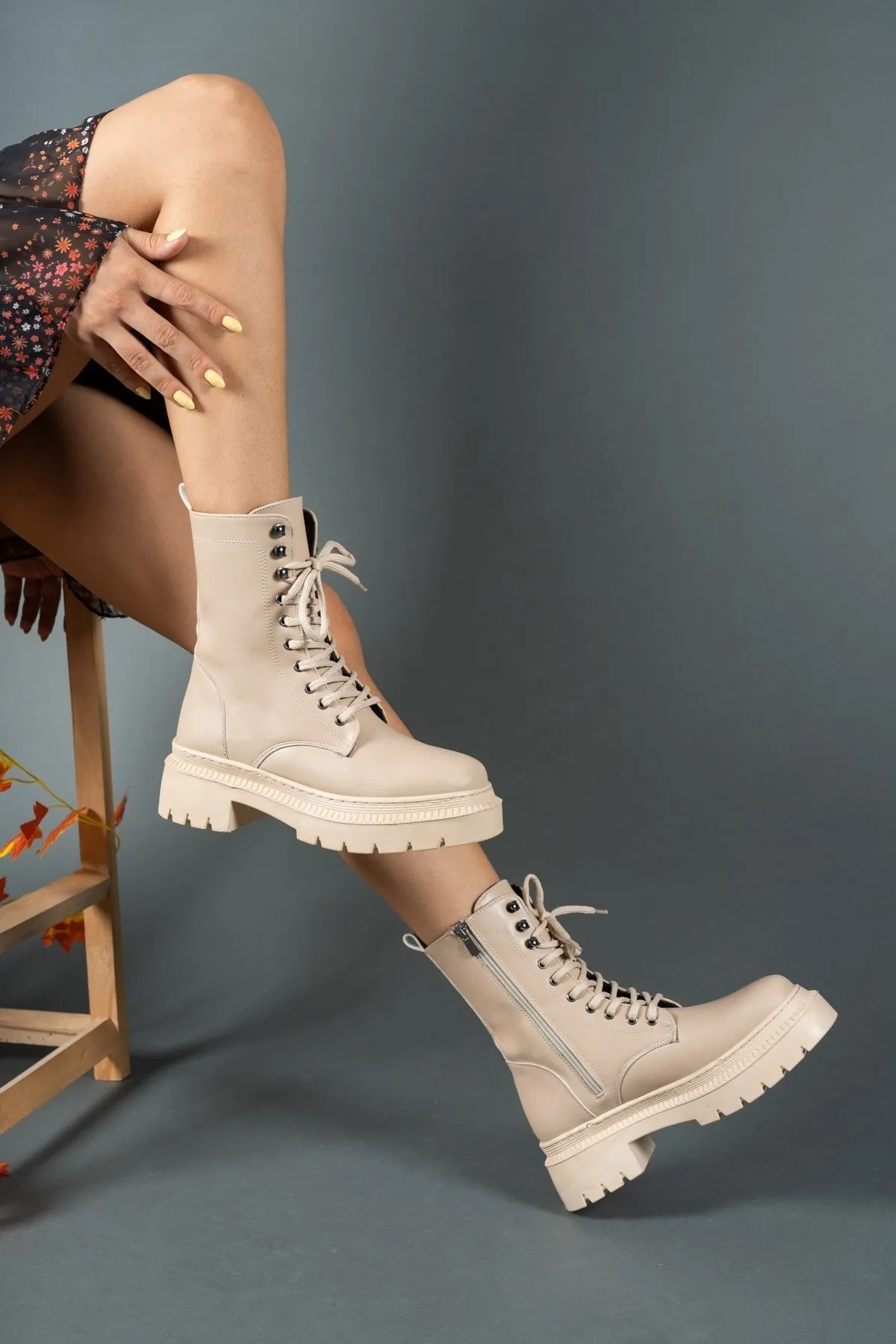 Riccon  Nude Damen-Stiefel mit Reißverschluss 0012299