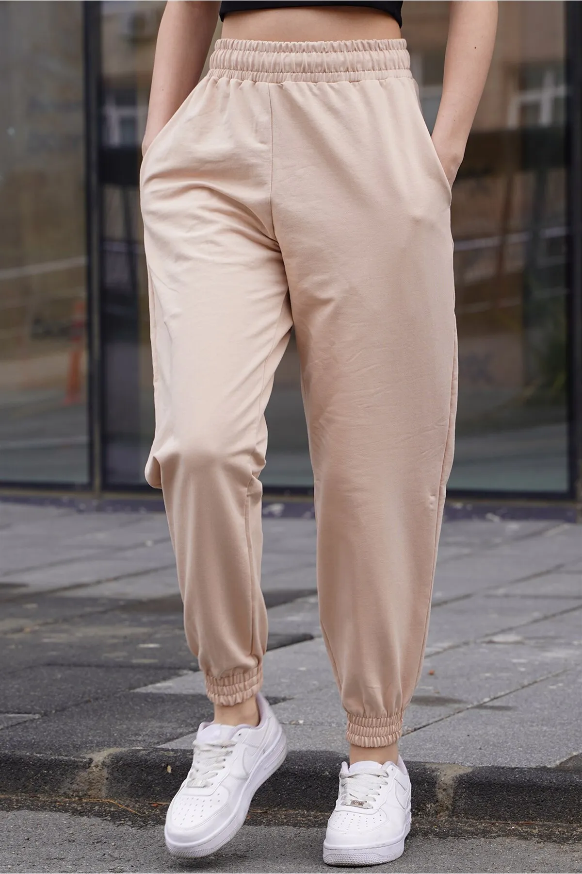 Madmext  Beige Comfort Fit Basic-Jogginghose Mg1635