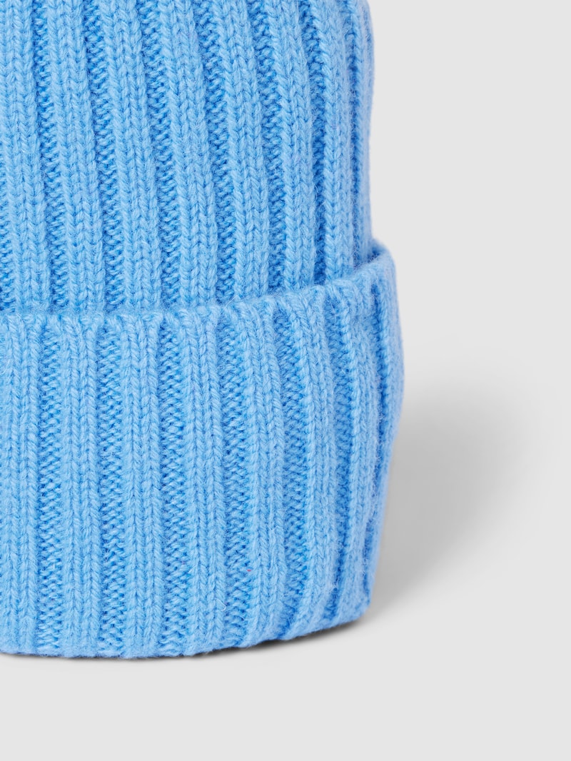 Beanie mit breitem Umschlag in bleu