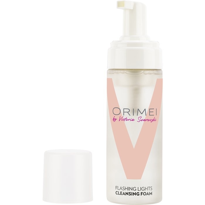 Flashing Lights Cleansing Foam