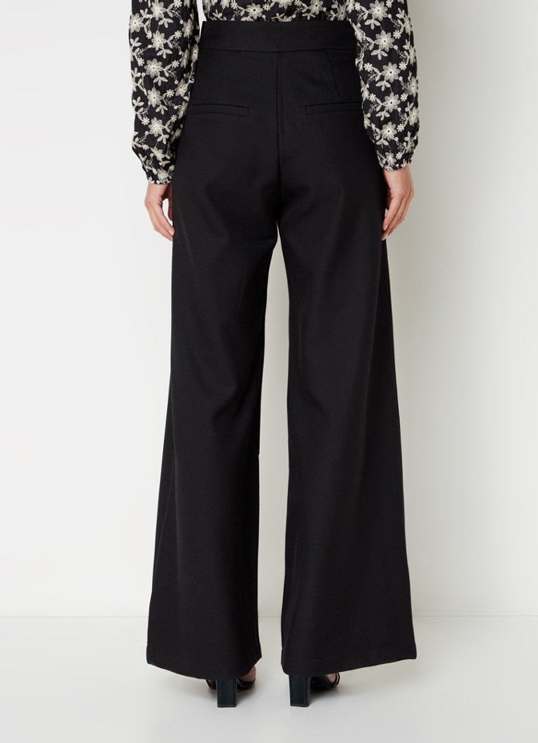 Pantaloni cu talie înaltă, cu croi larg și buzunare laterale, de la Aaiko Rocia.