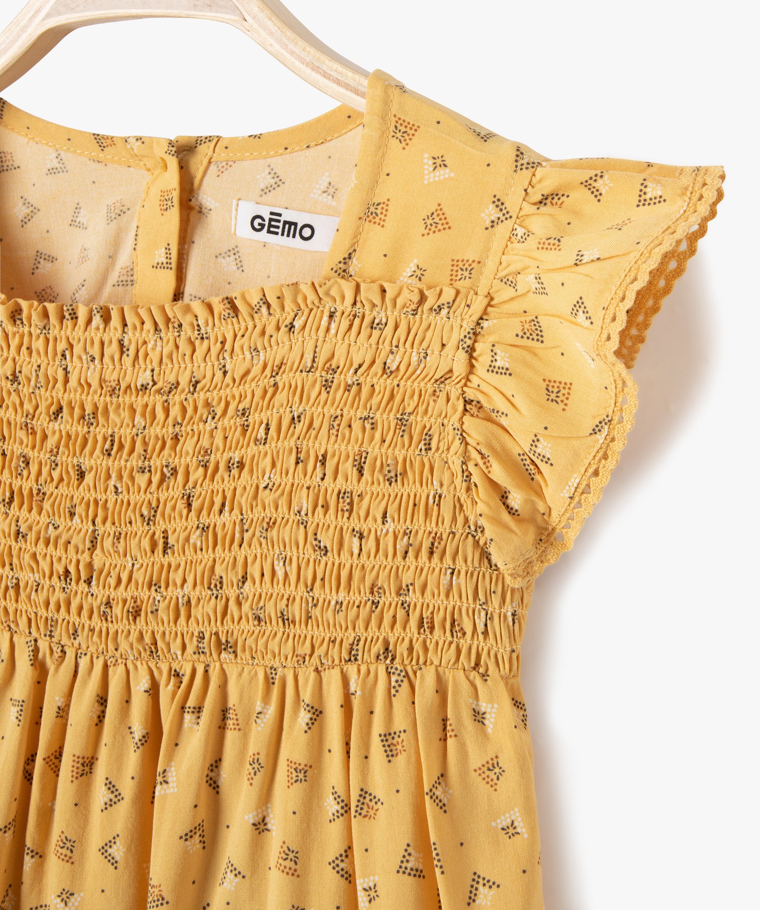 Robe bébé fille imprimée avec smocks et volants jaune | GEMO
