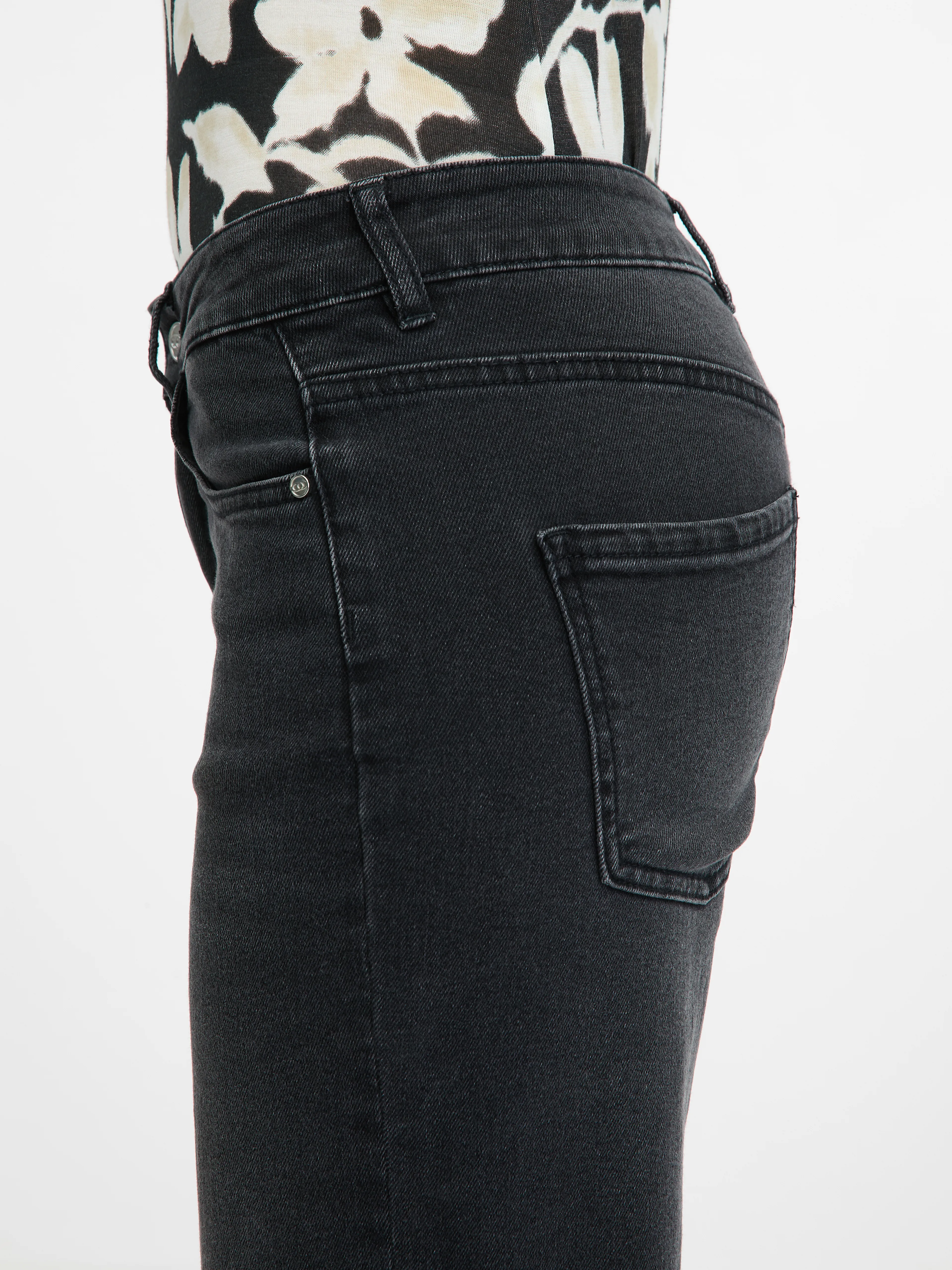 Schwarze weite Damenjeans ORSAY