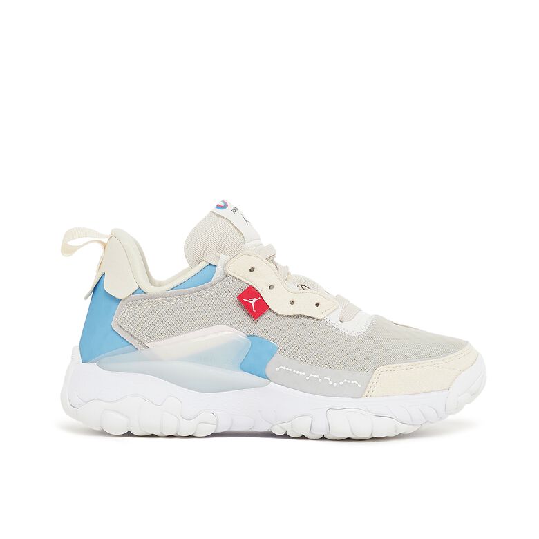 JORDAN Wmns Jordan Delta 2 SE lt orewood brn/summit wht-atmosphere