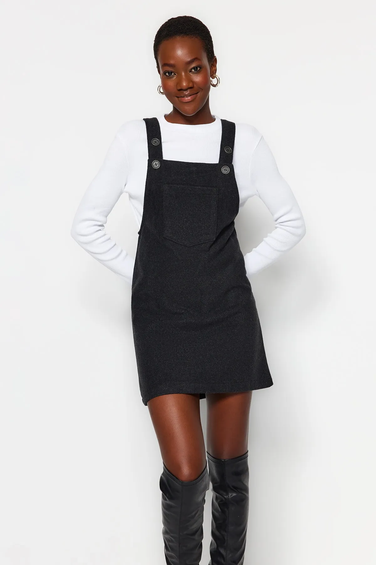 Trendyol Collection  Anthrazitfarbenes, gewebtes Trägerkleid TWOAW20EL2134