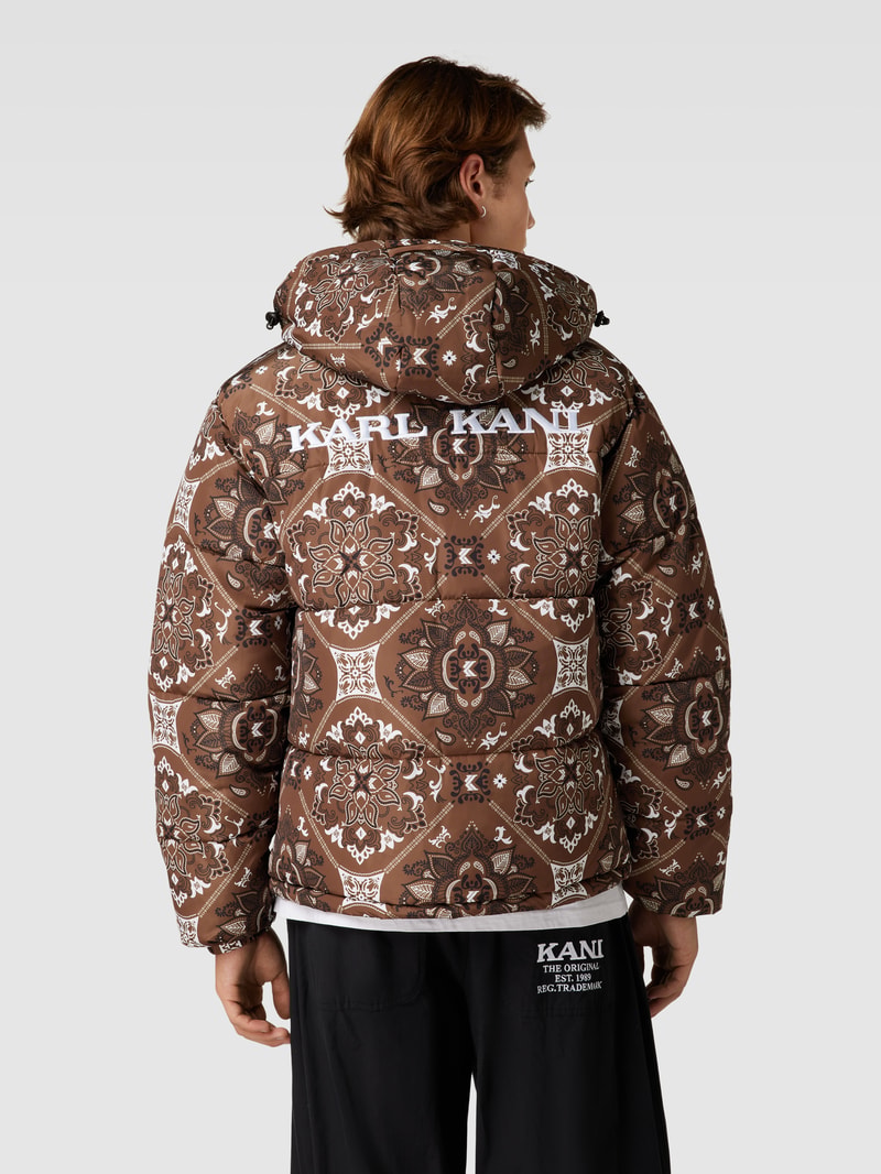 Steppjacke mit Allover-Muster in schokobraun