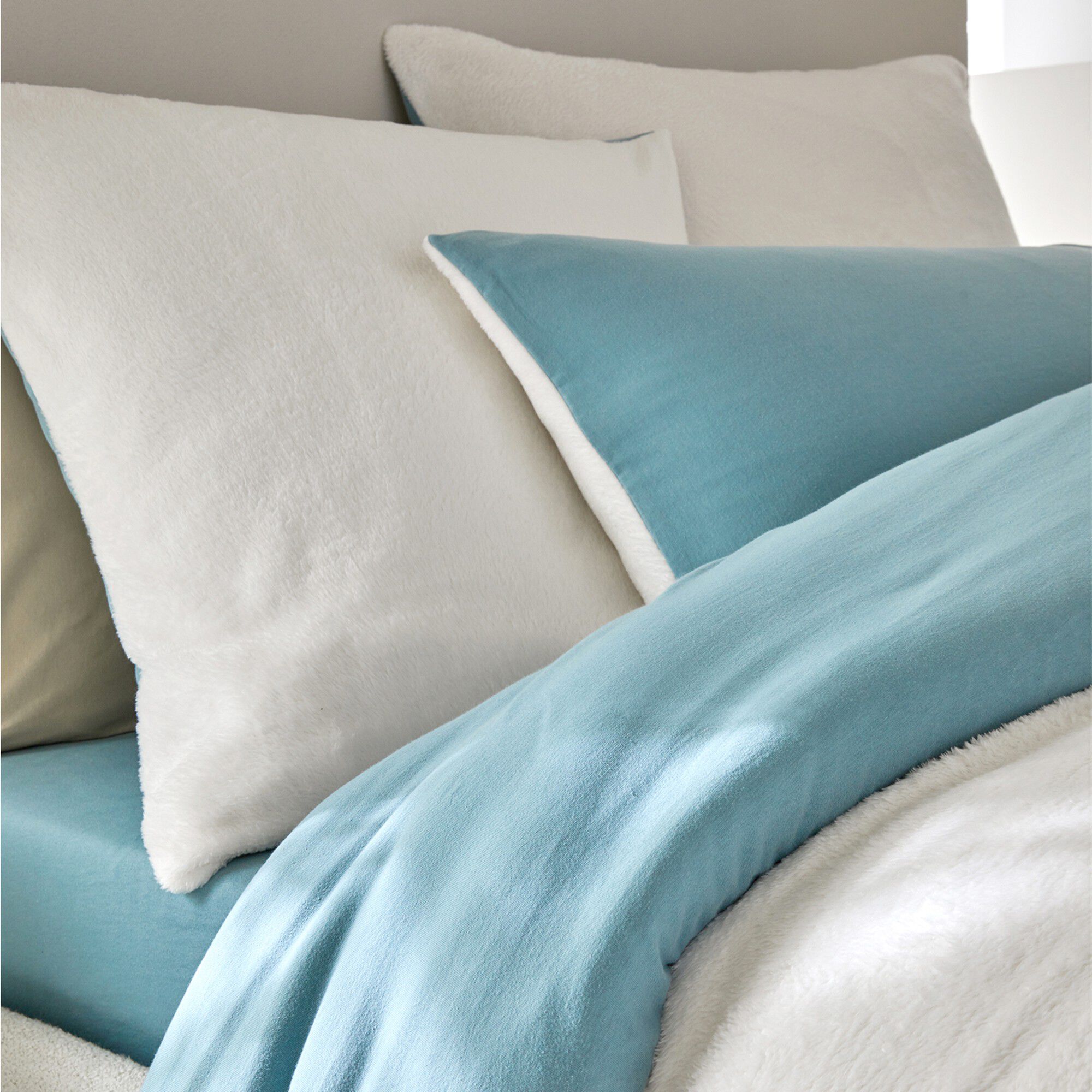 Linge de lit réversible jersey polaire toucher peluche
