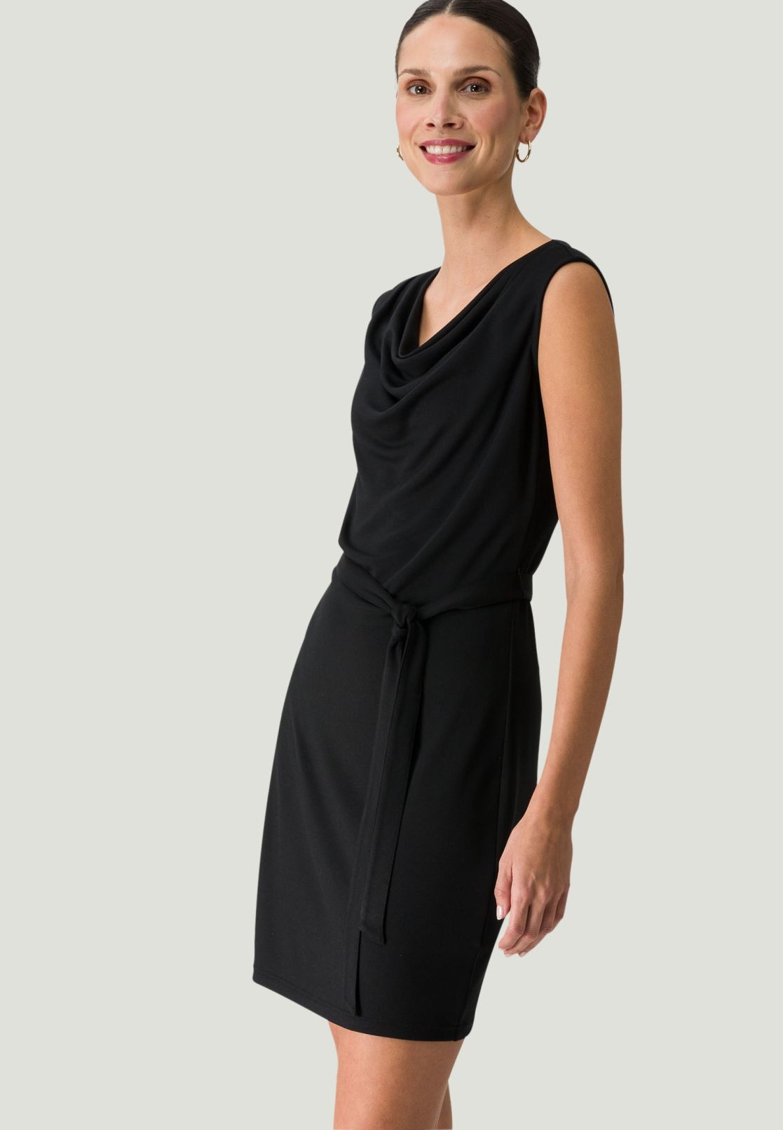 Jerseykleid mit Bindegürtel