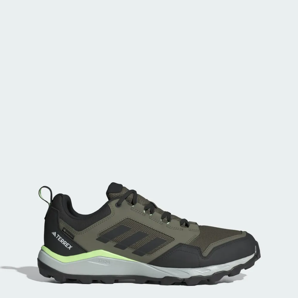 adidas Tracerocker IF0381 / grün