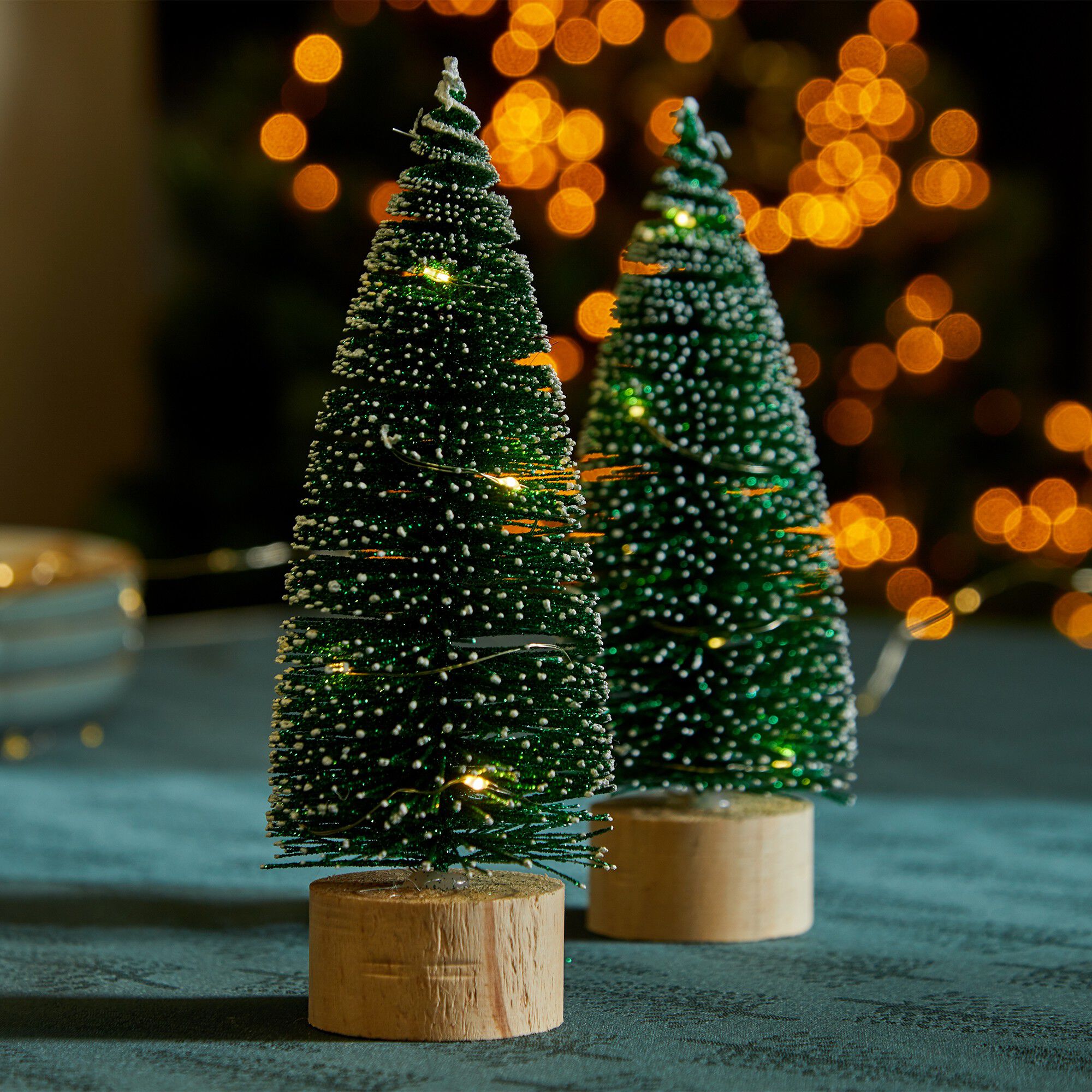 Lot de 2 sapins lumineux à leds vert