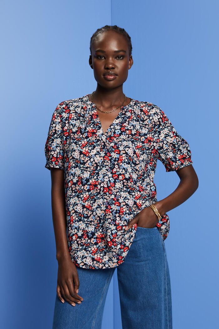 Florale Bluse mit geschlitztem Ausschnitt