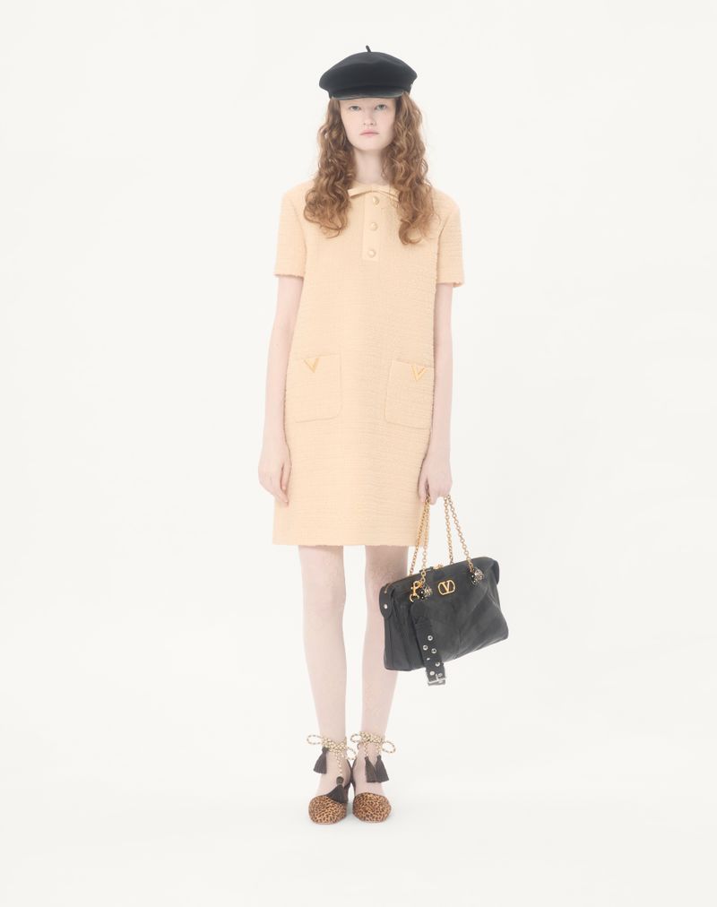 Vestido curto de lã encaracolada