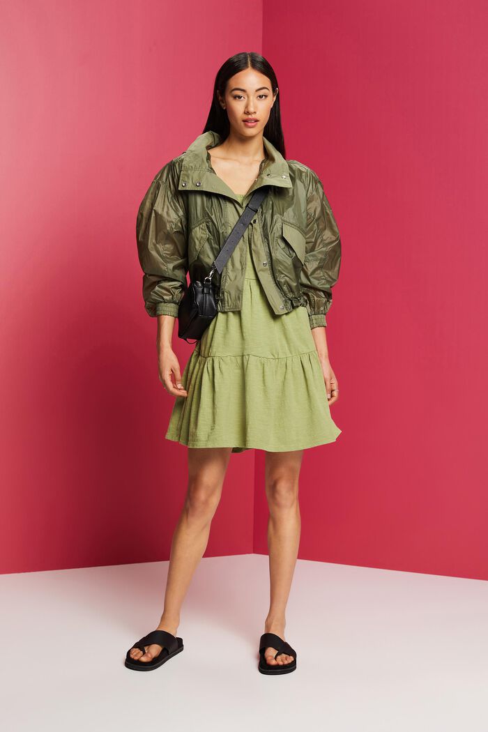 Jerseykleid mit Ärmeln aus bestickter Spitze