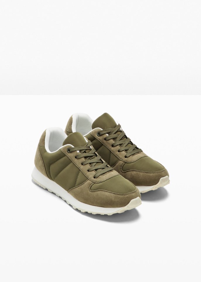 Sneaker
