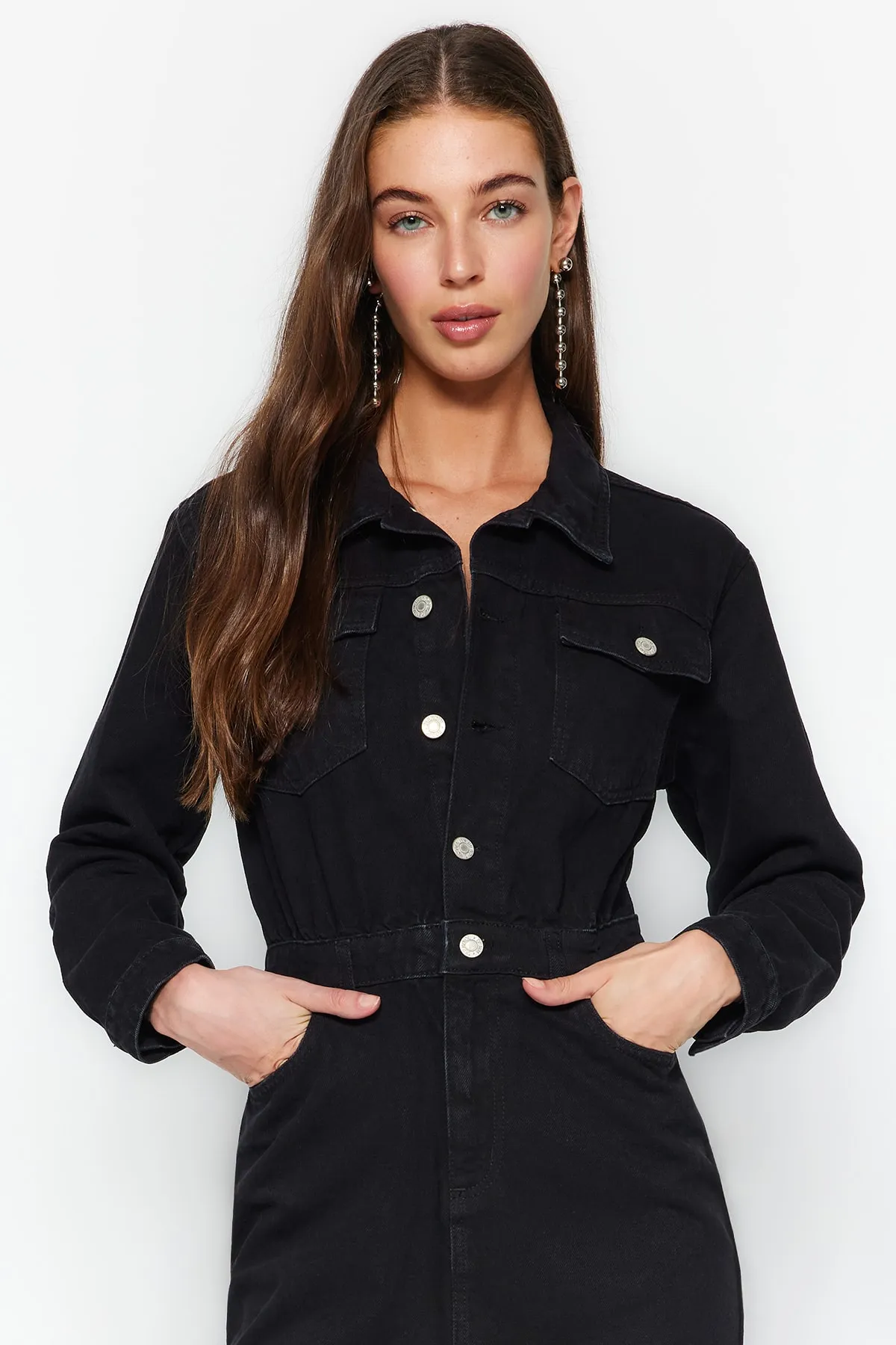 Trendyol Collection  Schwarzes Mini-Jeanskleid TWOAW23EL00643