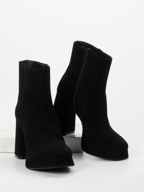 Stiefelette-17390090135 Konstantin Starke