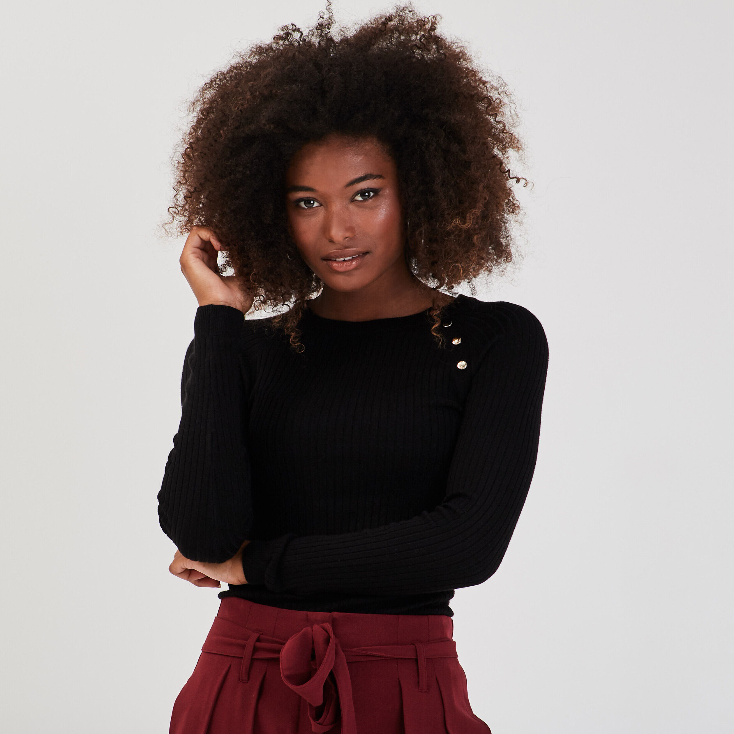 Pull côtelé avec boutons noir femme | Cache Cache
