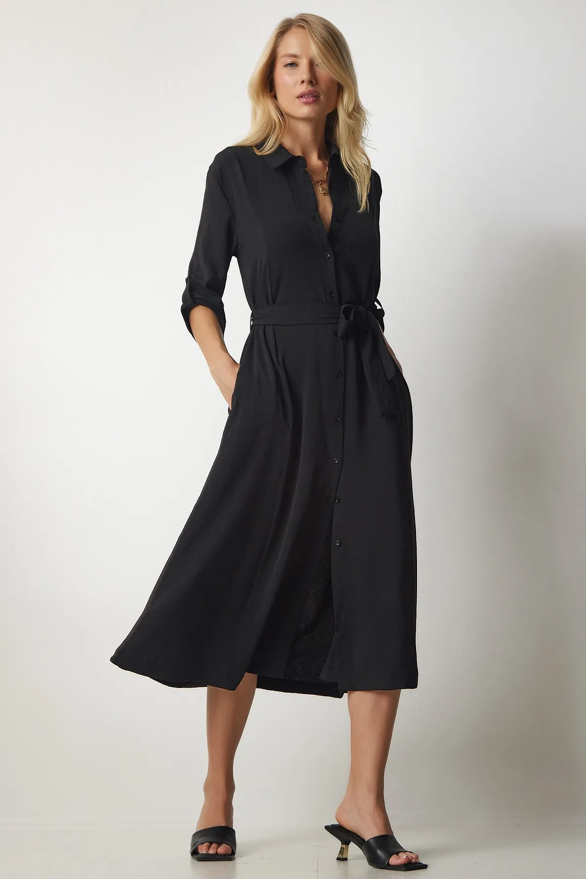 Happiness İstanbul  Schwarzes Damen-Hemdkleid mit Gürtel DD01256