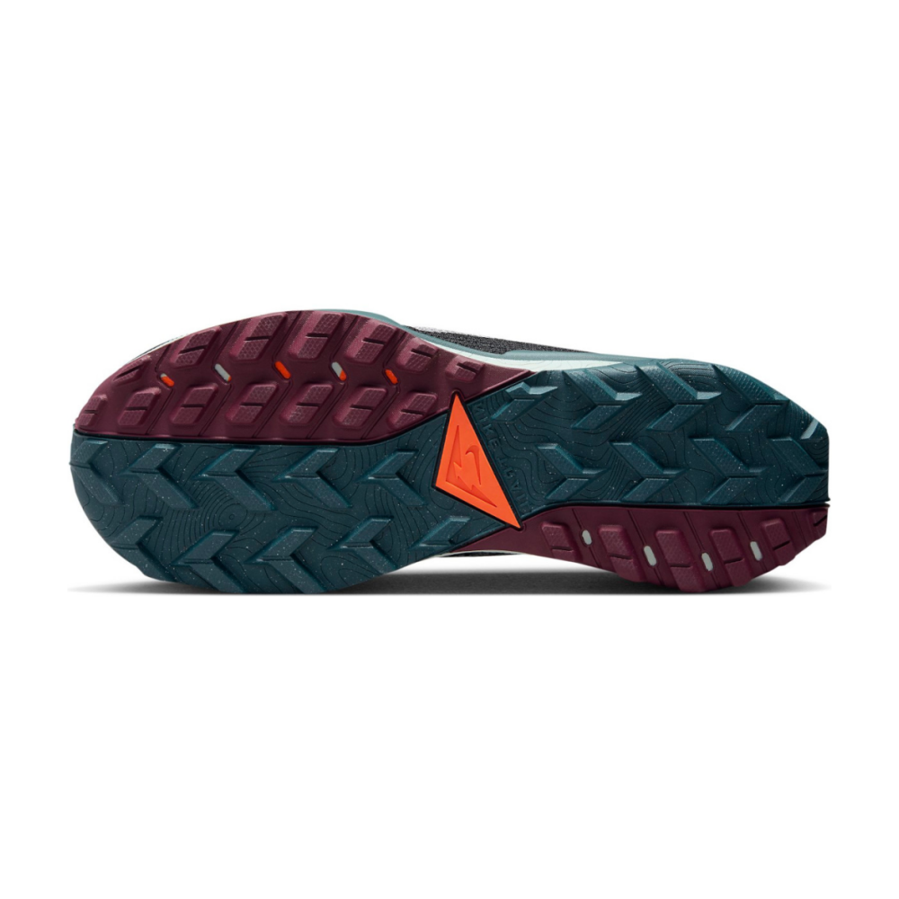 Nike Wildhorse 8 DR2686-004 / schwarz