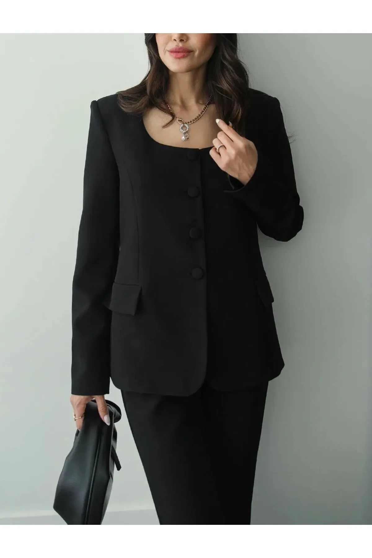 My Blog  Schwarzes Premium-Jacken-Hose-Set mit rundem Kragen