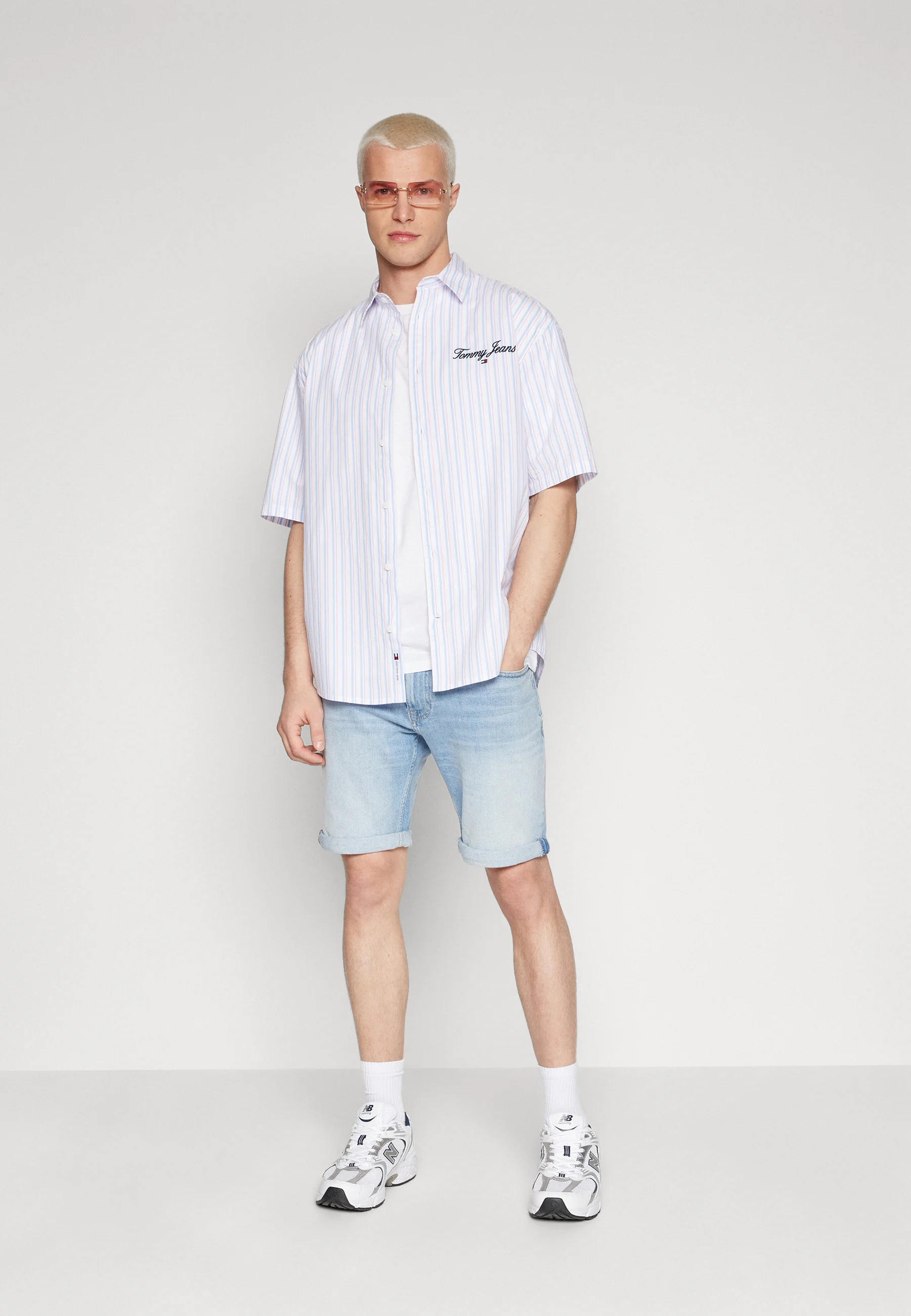 Tommy Jeans SCANTON - Pantalones cortos vaqueros