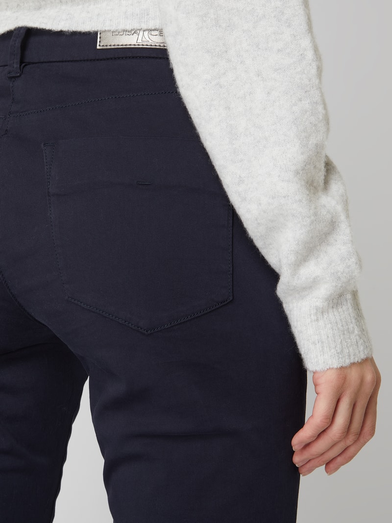 Skinny Fit Jeans mit Umschlag in marineblau
