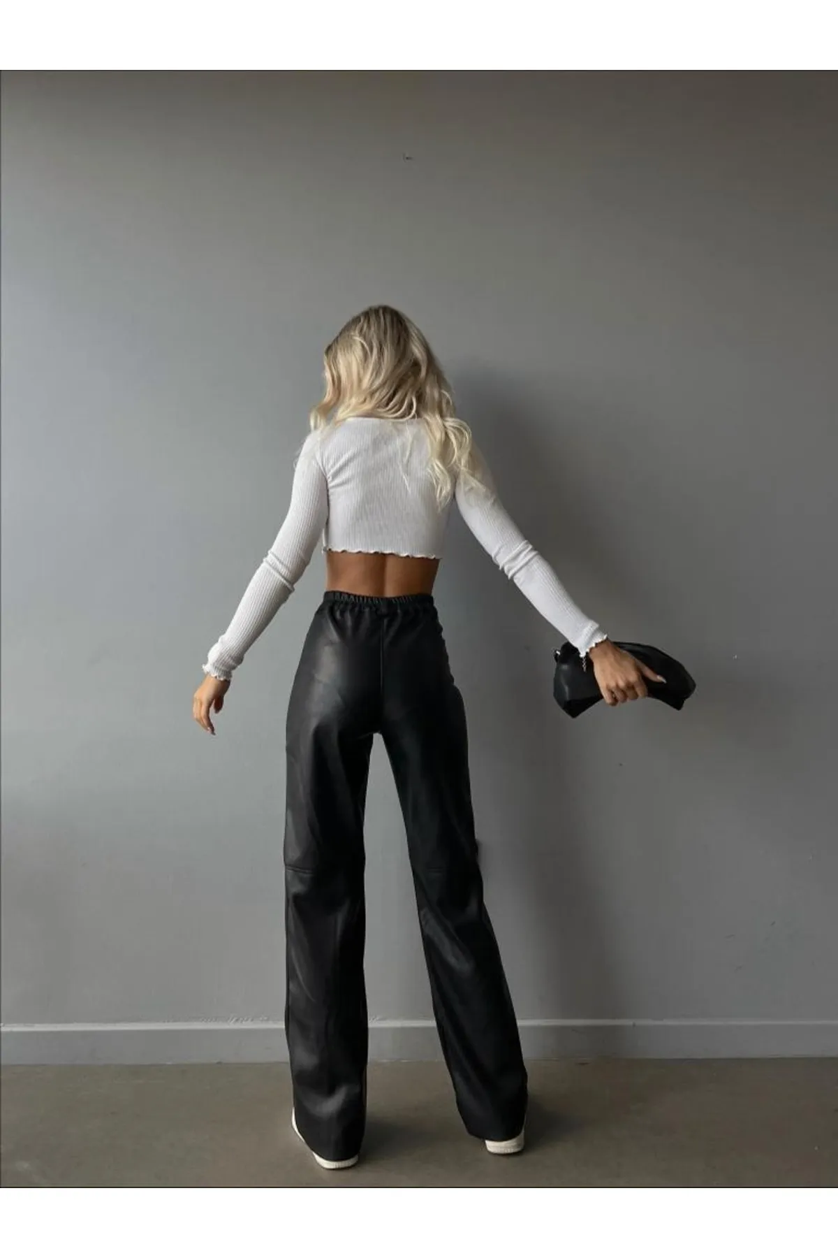 munora butik  Wow Damen Schwarze Trendhose Cioran aus weichem veganem Leder