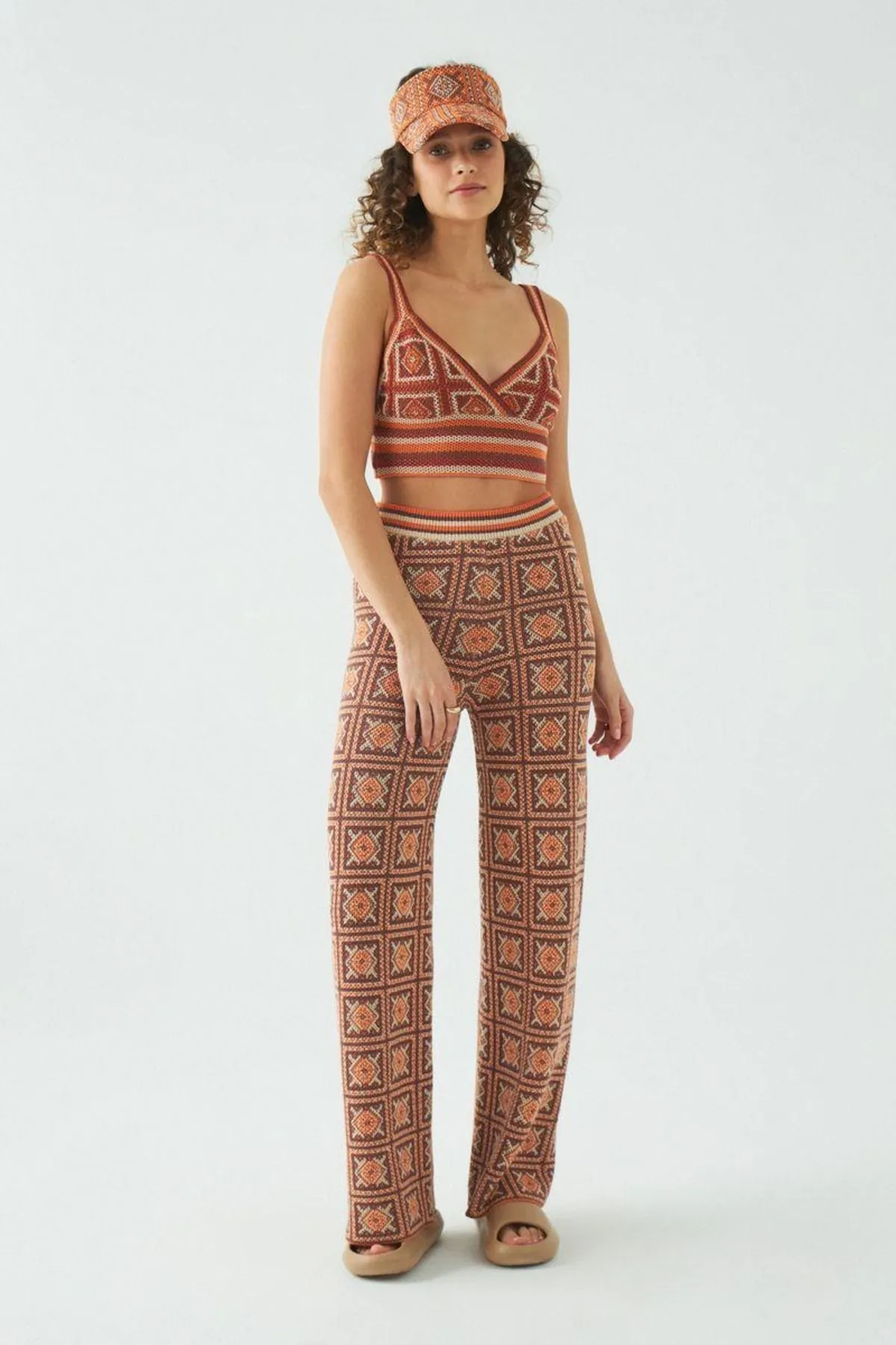 JU  Strickhose mit weitem Bein und ethnischem Muster