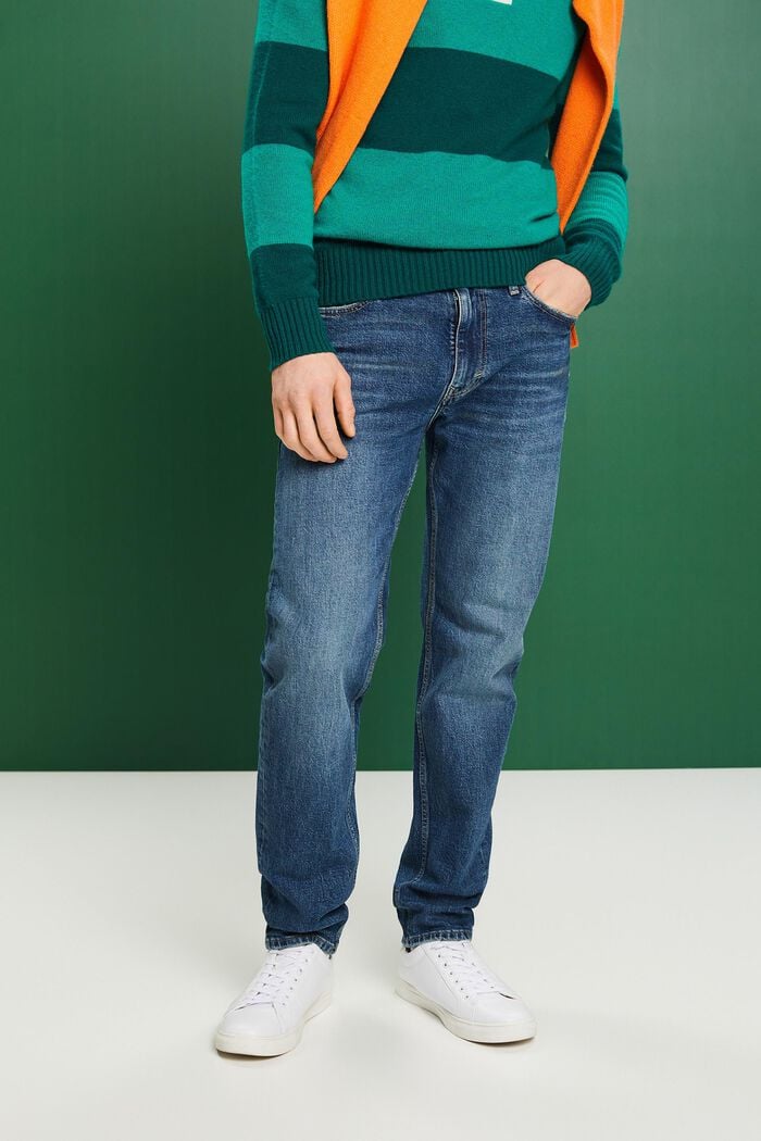 Gerade Jeans mit mittelhohem Bund