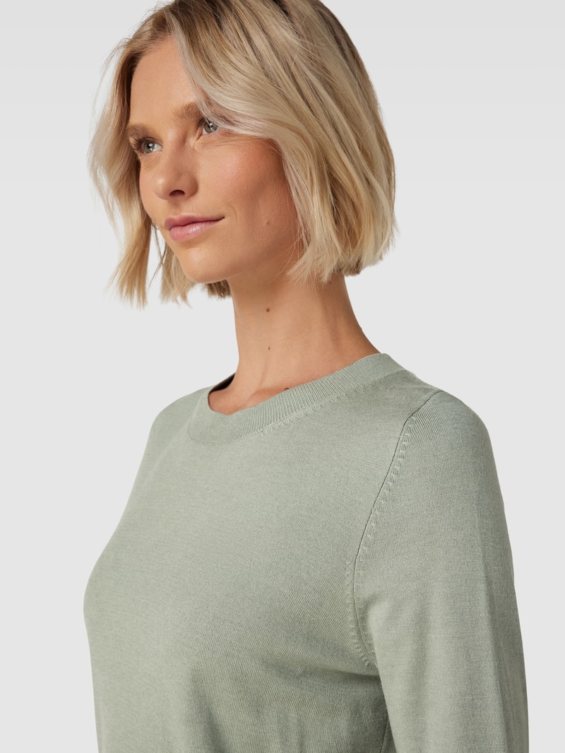 Strickpullover mit Rundhalsausschnitt in schilf