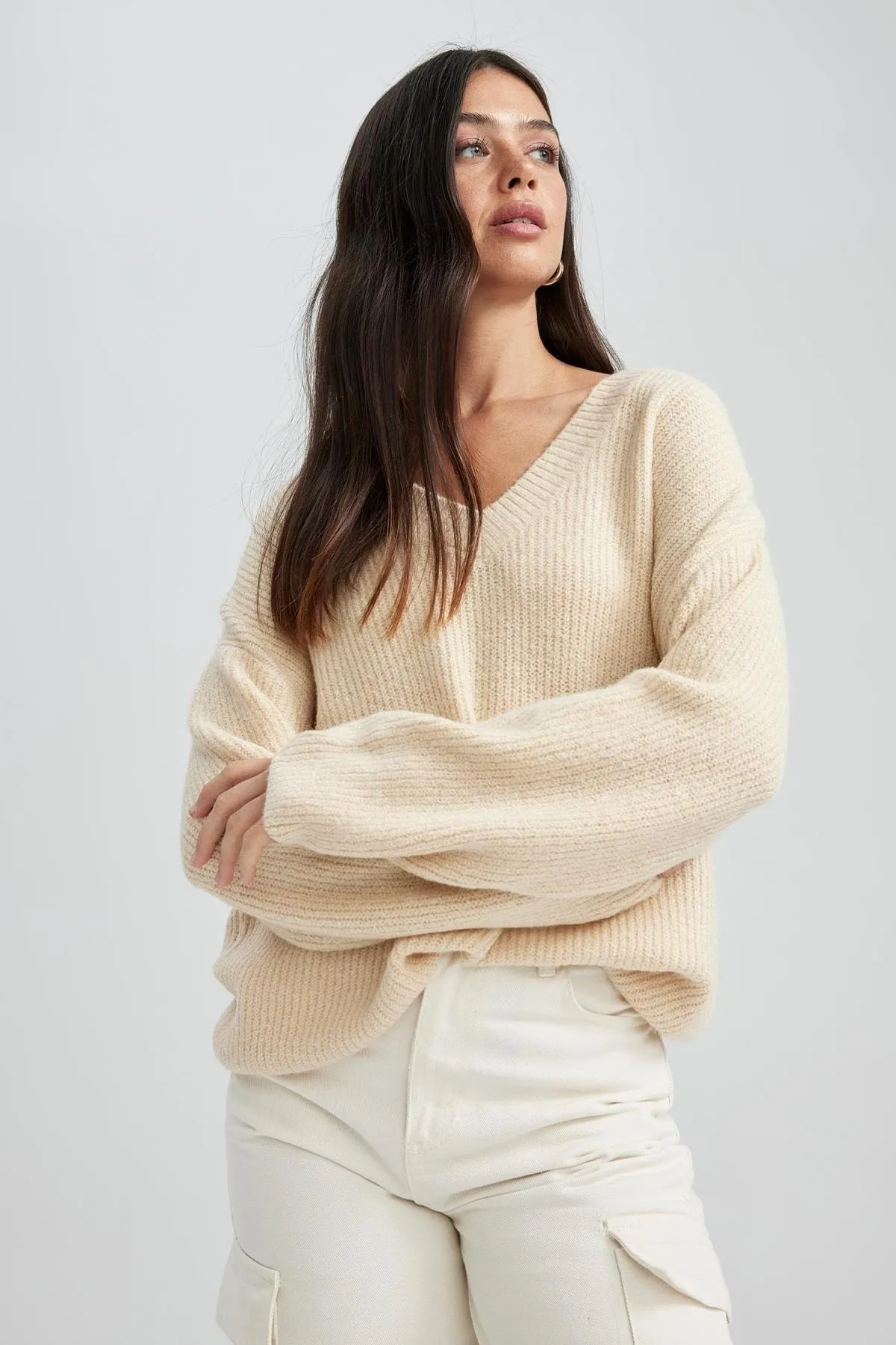 DeFacto  Oversize-Pullover mit V-Ausschnitt
