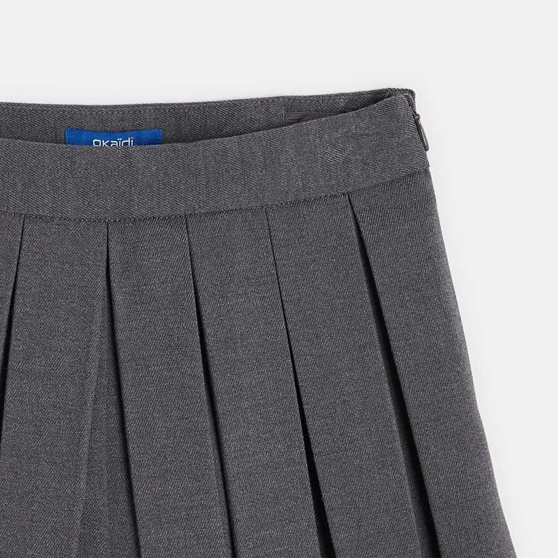 Short plissé uni gris fille