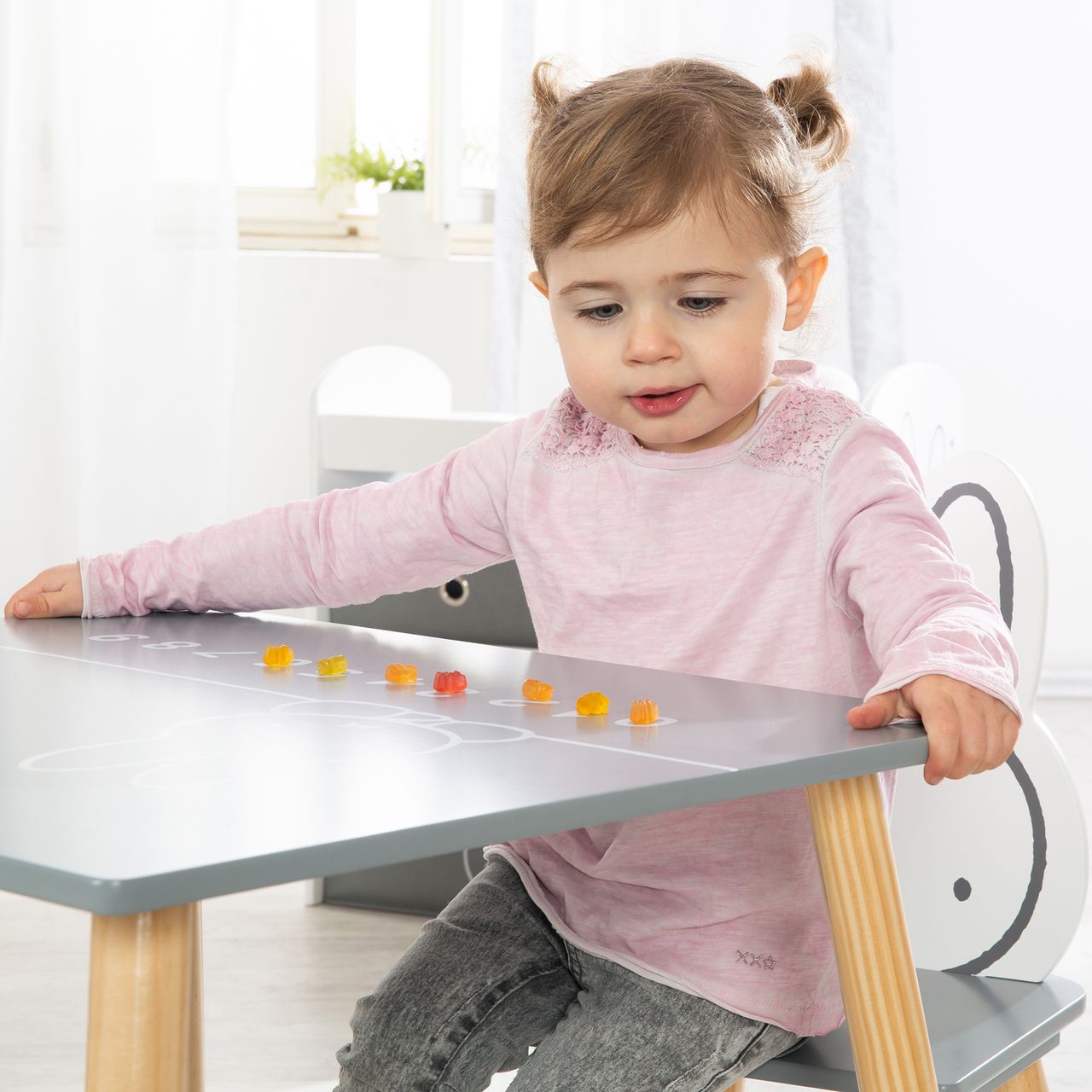 Roba Kinder Sitzgruppe miffy®, 2 Kinderstühlen & 1 Tisch, Holz, dunkelgrau, weiß, lackiert