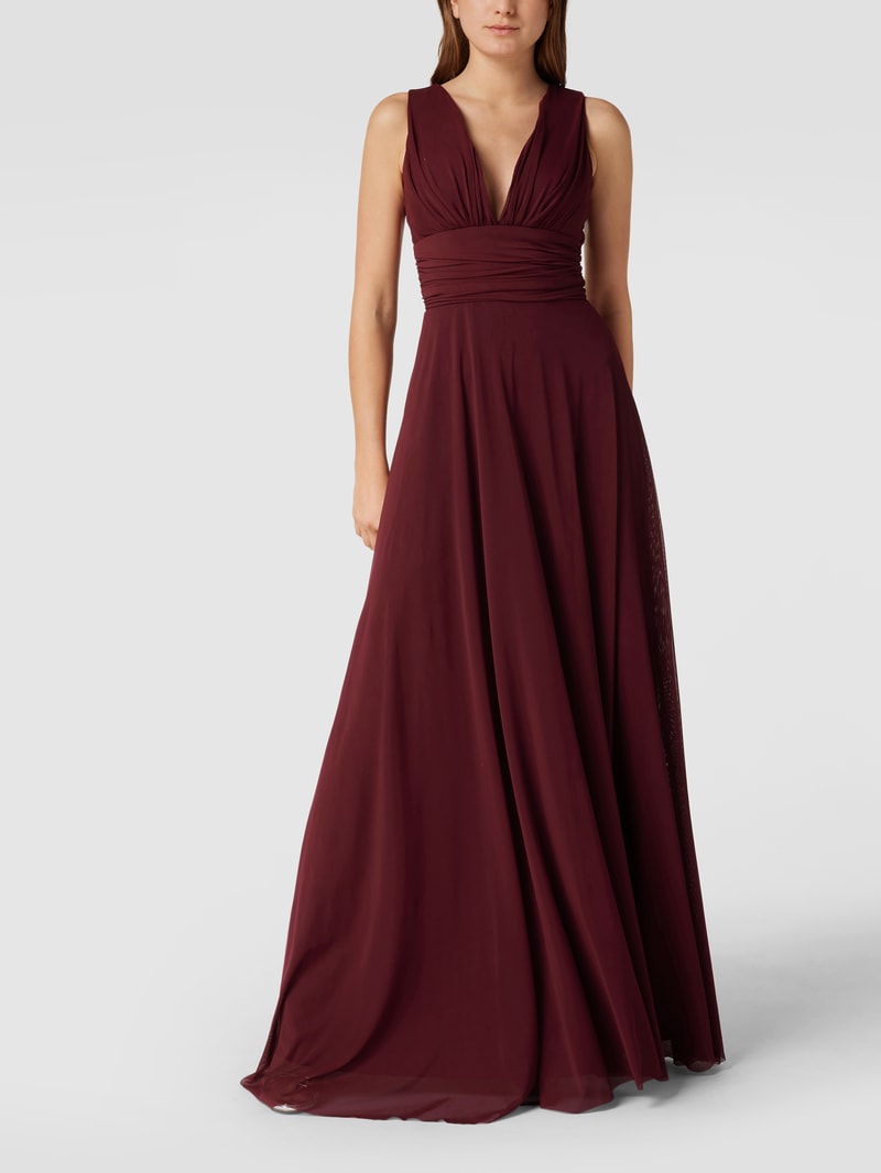 Abendkleid mit Raffungen in kirschrot