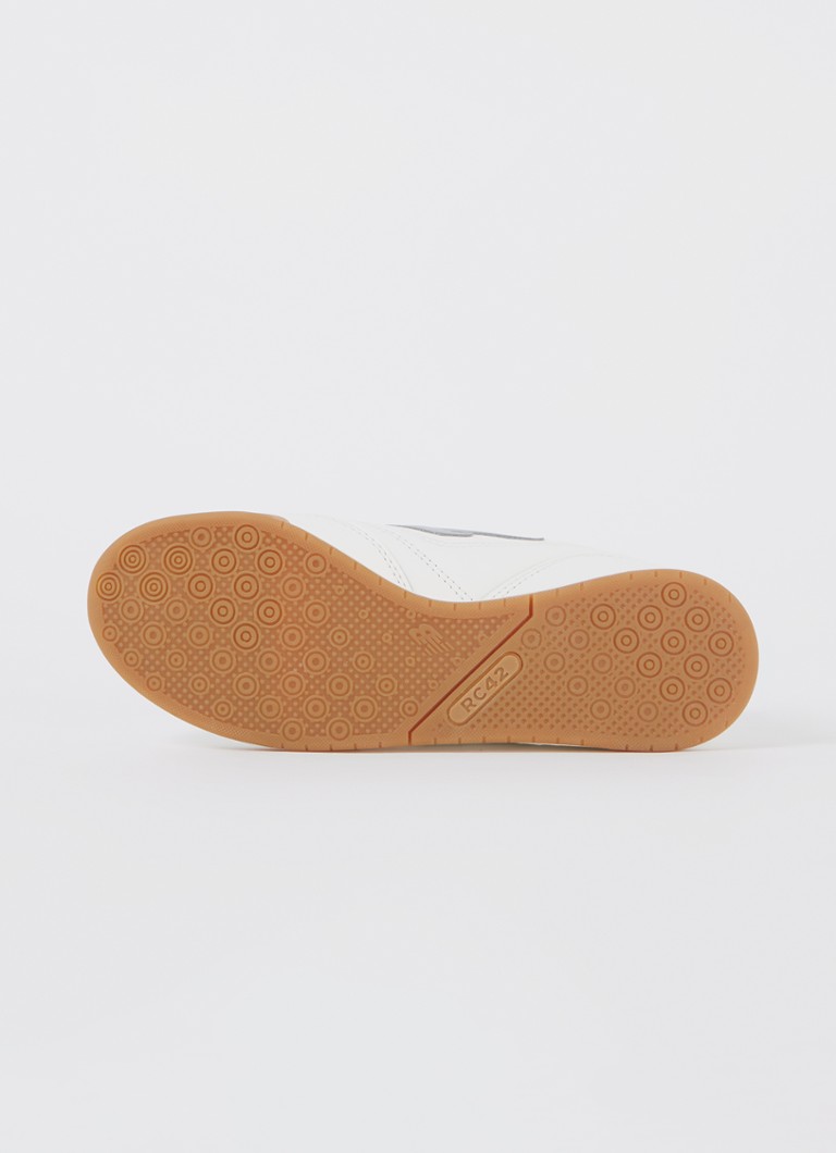 New Balance RC24 -lenkkarit logolla