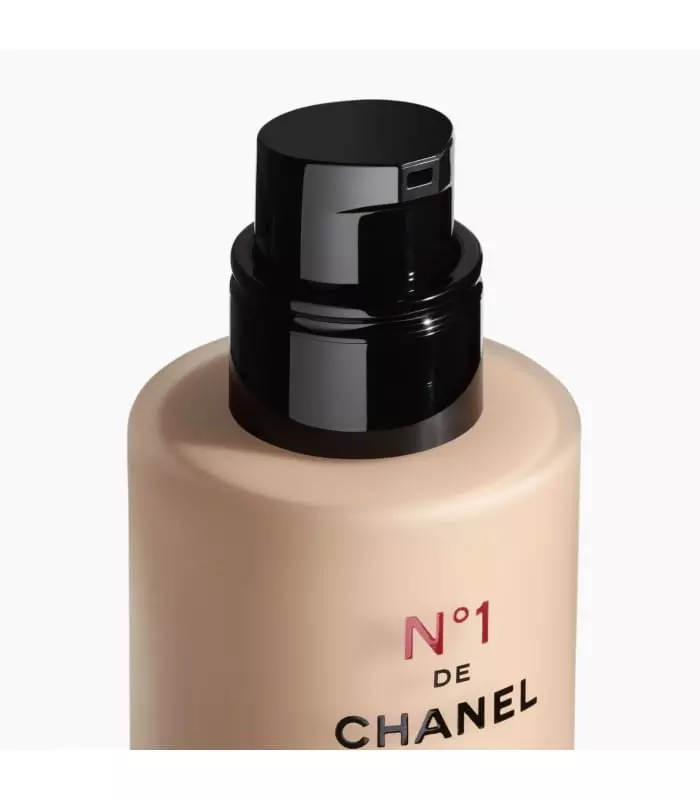 N°1 DE CHANEL FOND DE TEINT REVITALISANT Illumine - Hydrate - Protège 30ml
