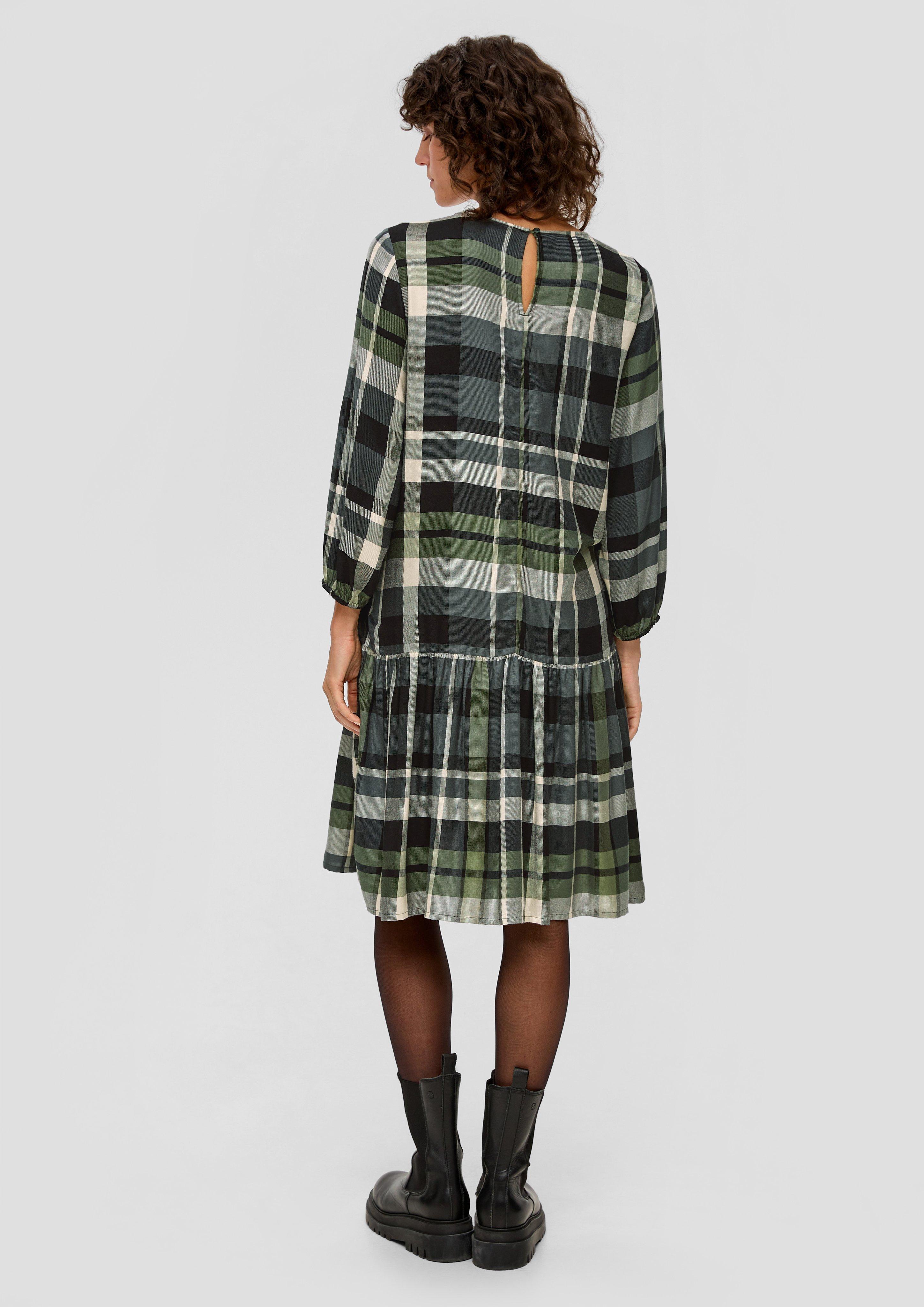 Kariertes Minikleid aus Viskosemix  2136141-79N8