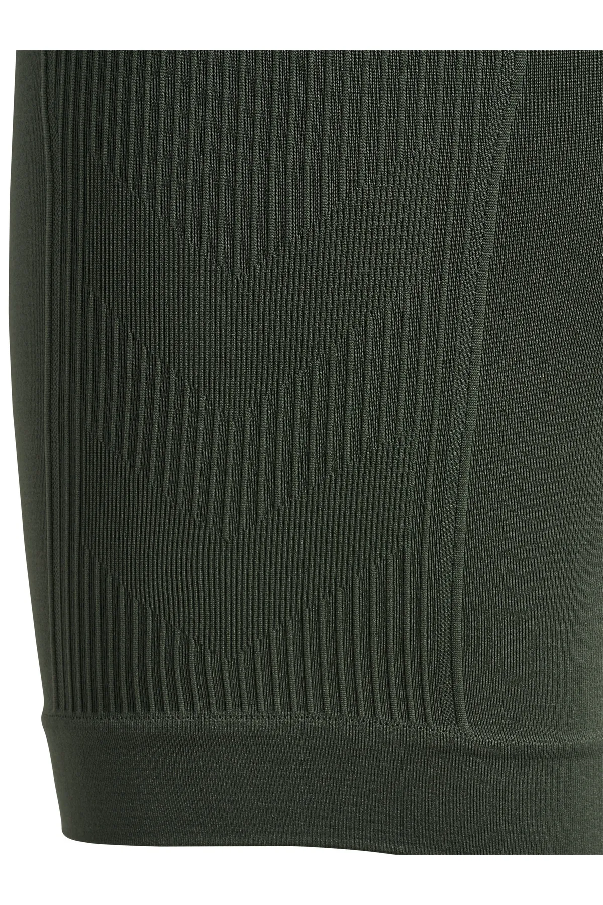 hummel  Shorts - Grün - Mittlerer Bund