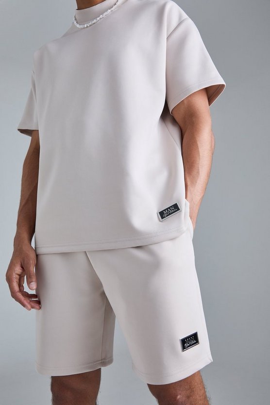 Oversize Scuba T-Shirt & lockere Shorts