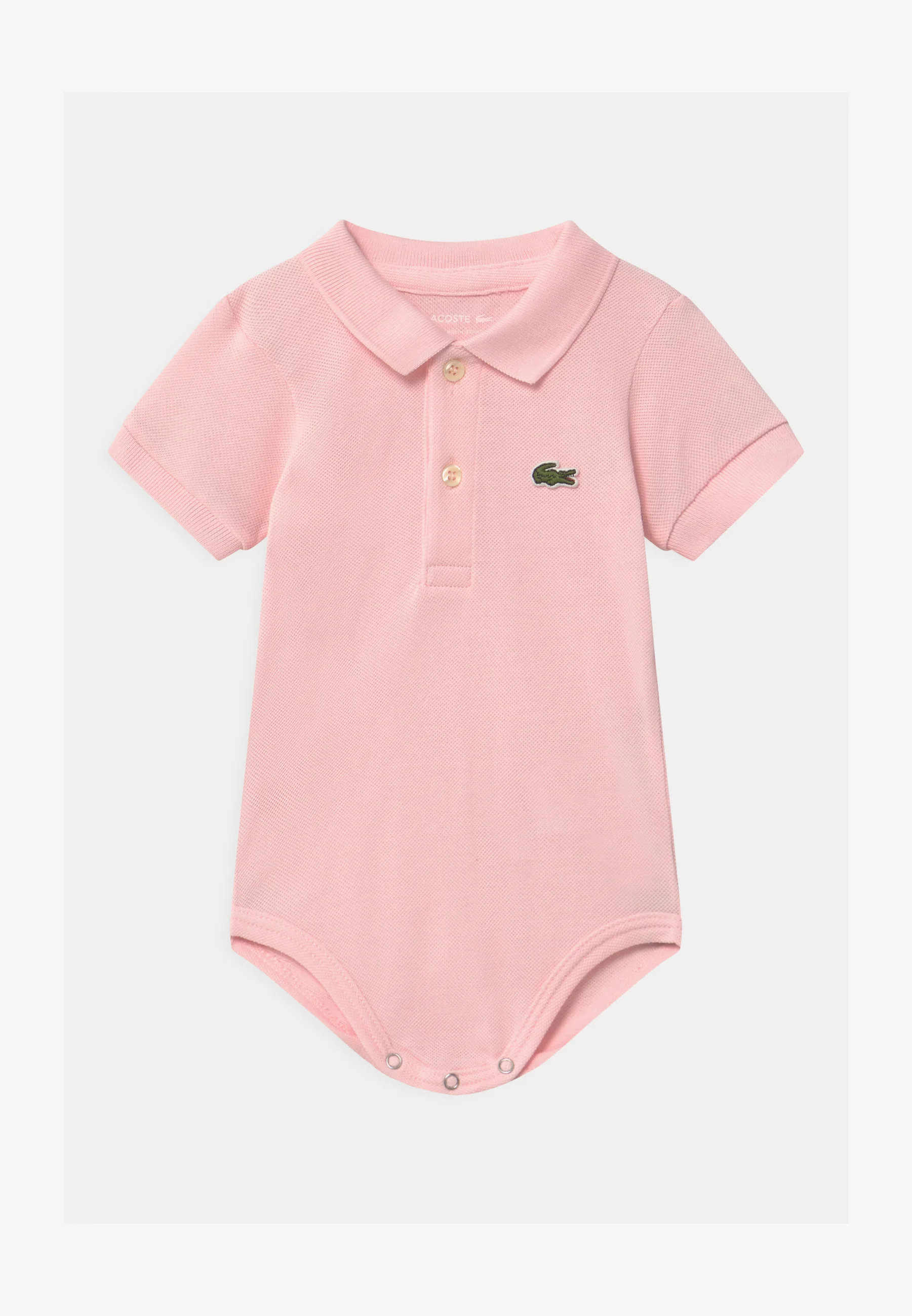 Cuerpo Lacoste