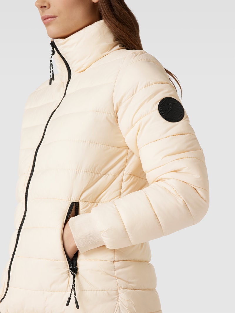 Steppjacke mit Label-Patch Modell 'KALira' in sand