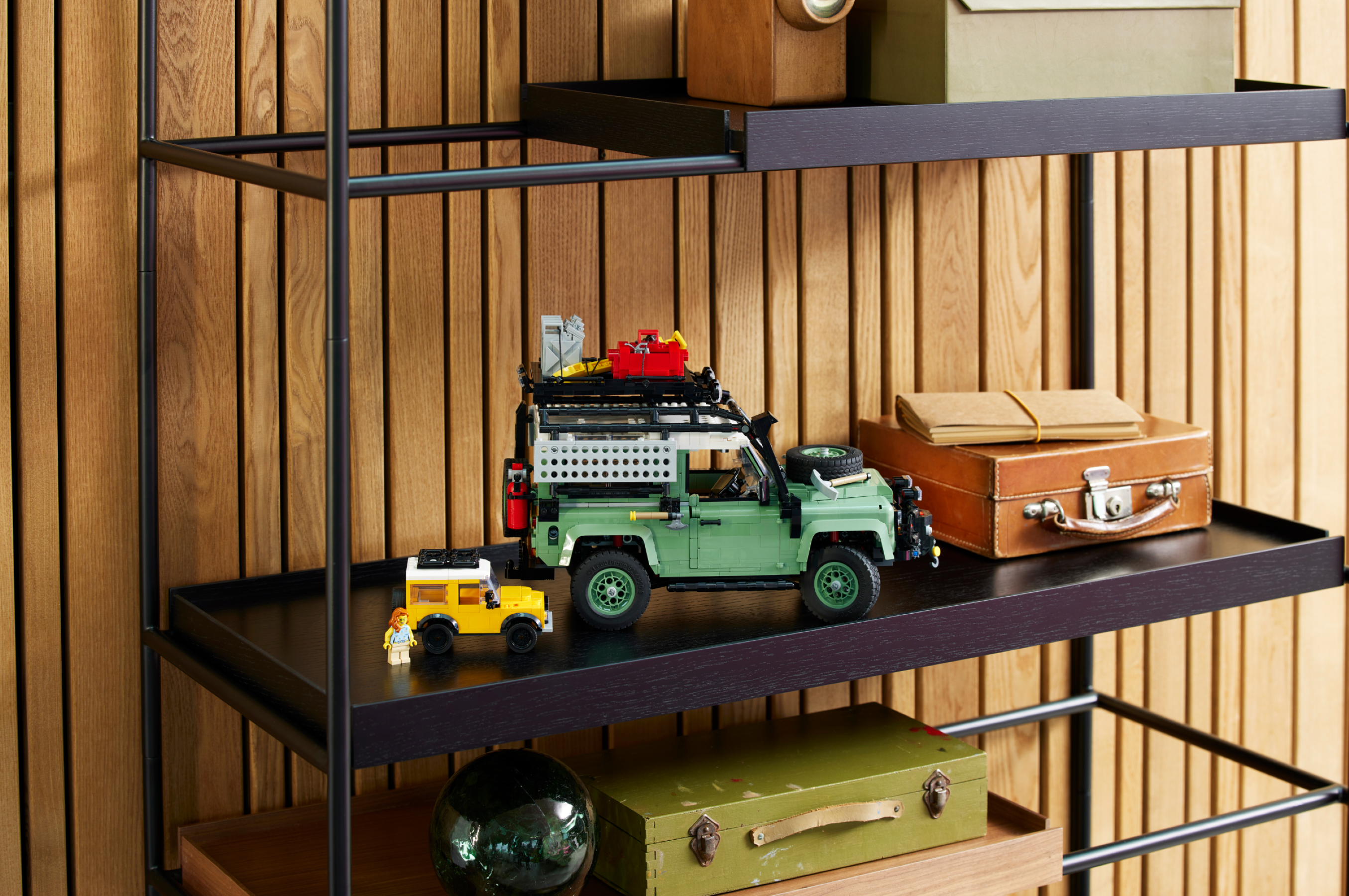 Klassischer Land Rover Defender 40650