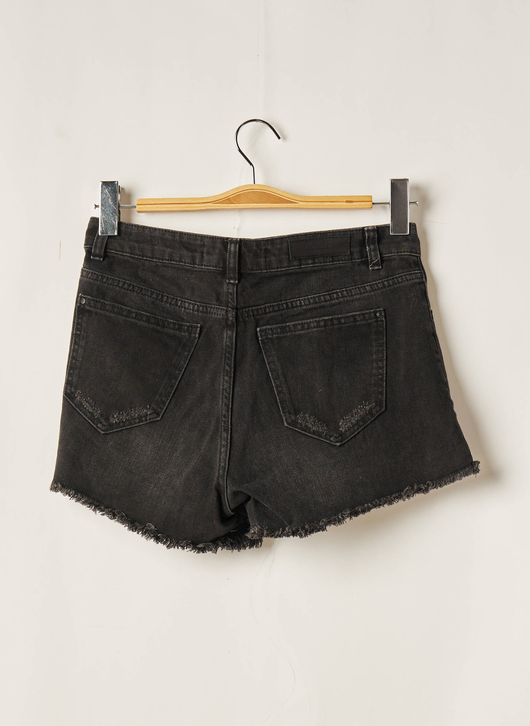 Zara Shorts 1 Femme couleur noir