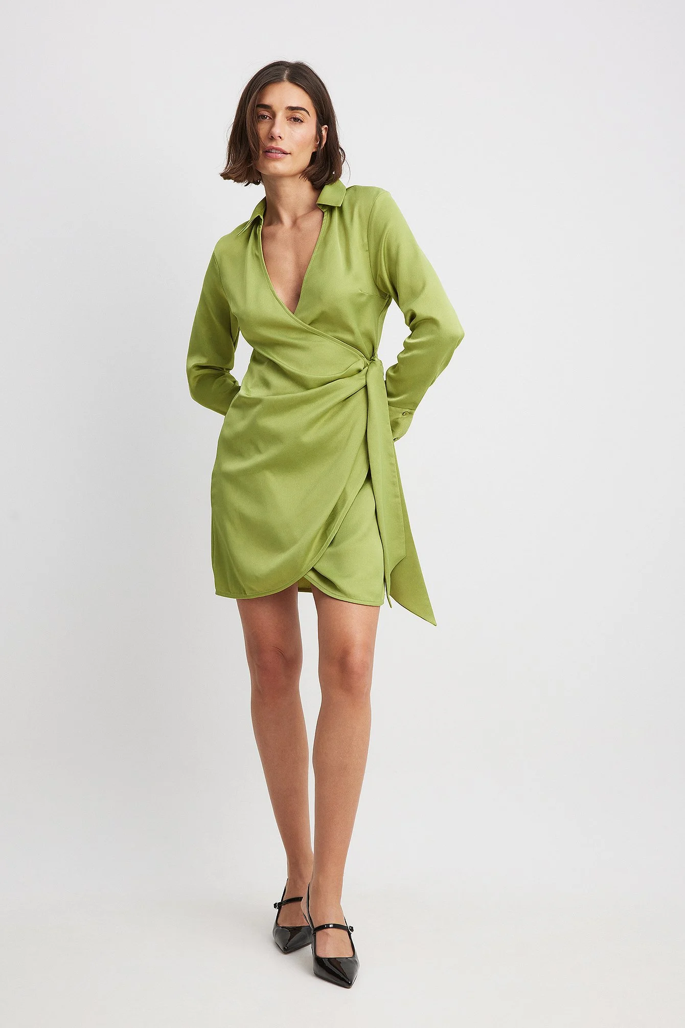 Drapiertes Wickel-Minikleid