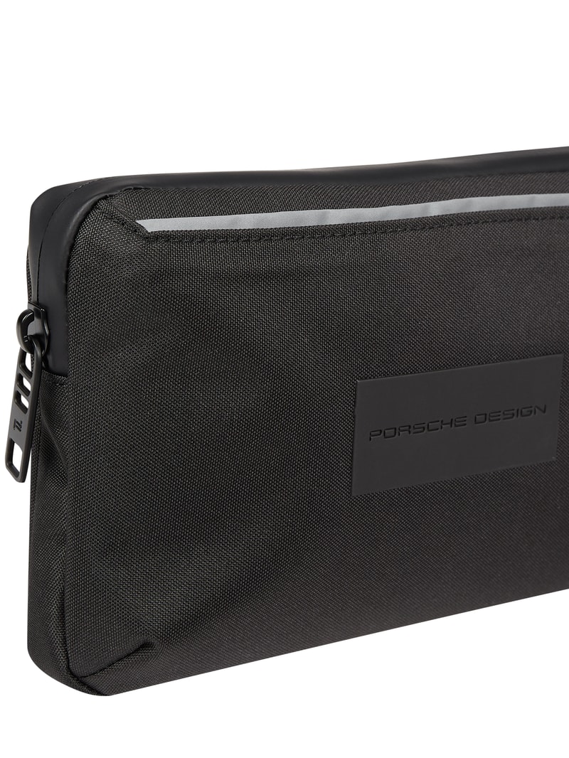 Tasche mit Handschlaufe in schwarz