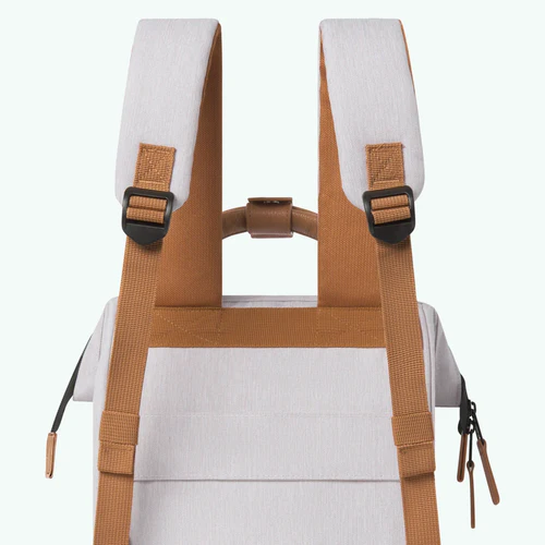 Adventurer Small Arequipa Cream Backpack