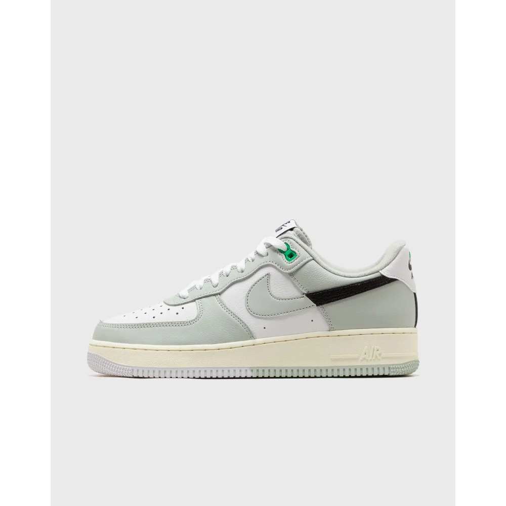 Nike Air Force 1 07 LV8 DZ2522-001 / grau
