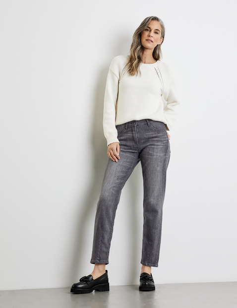Jeans KIA꞉RA RELAXED FIT mit Washed-Out-Effekt